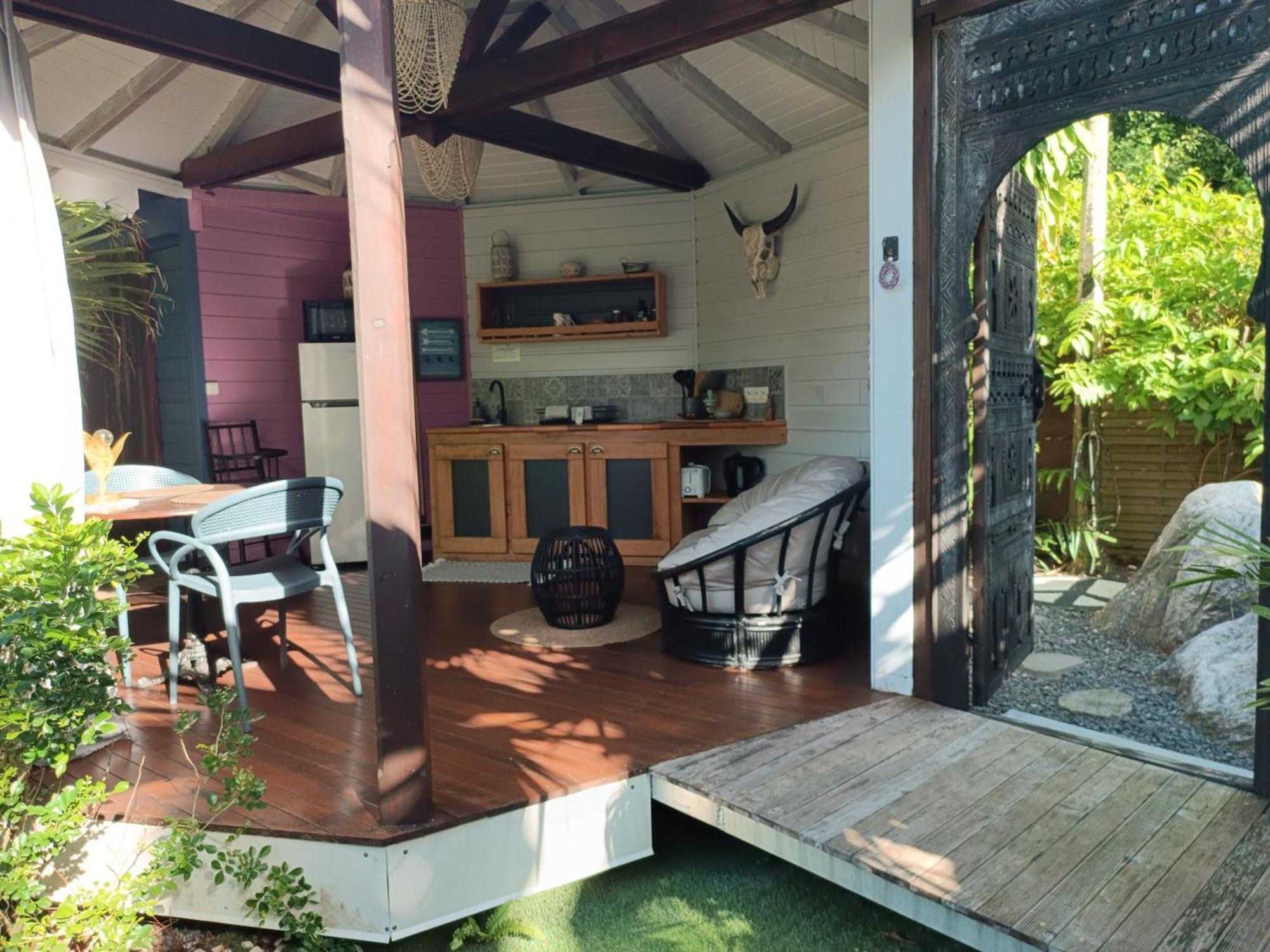 Tiki Paradise Lodge Fwi Sainte-Anne  Kültér fotó