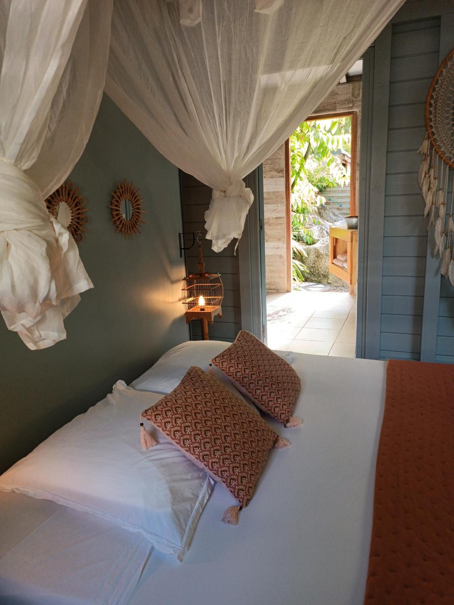 Tiki Paradise Lodge Fwi Sainte-Anne  Kültér fotó