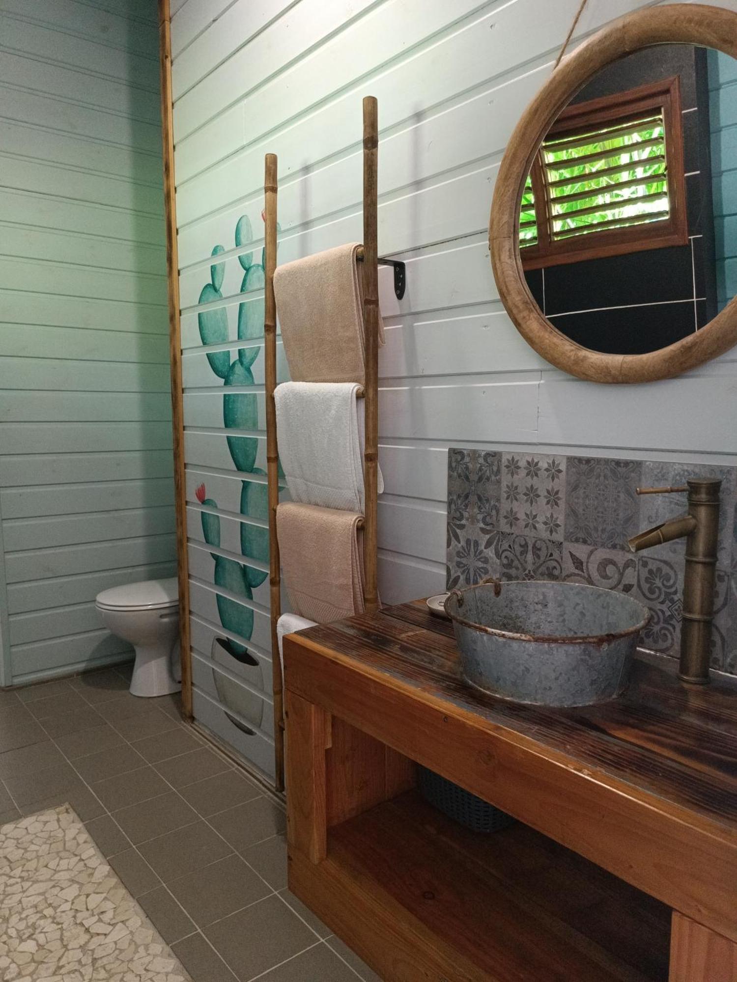 Tiki Paradise Lodge Fwi Sainte-Anne  Kültér fotó