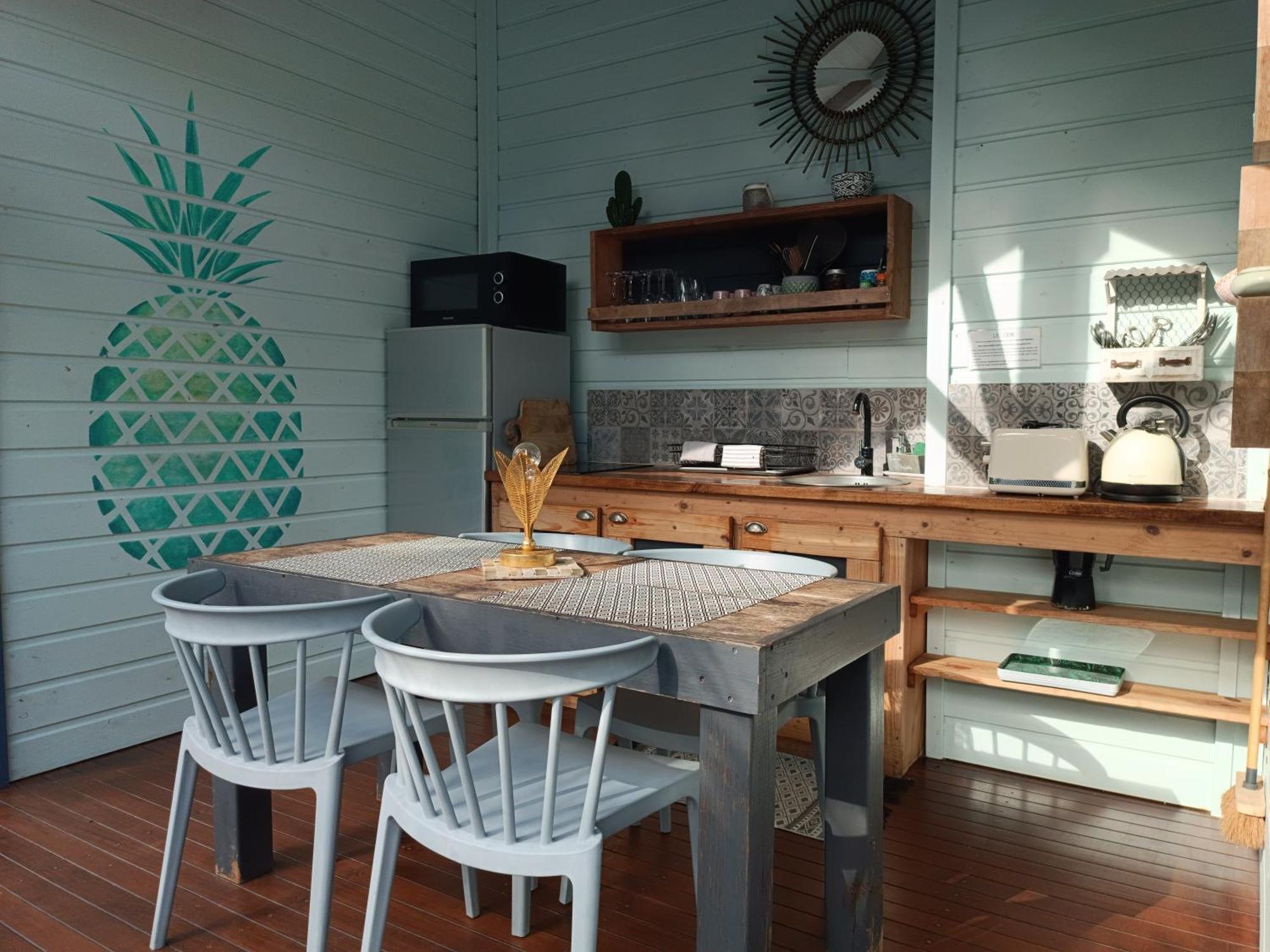 Tiki Paradise Lodge Fwi Sainte-Anne  Kültér fotó